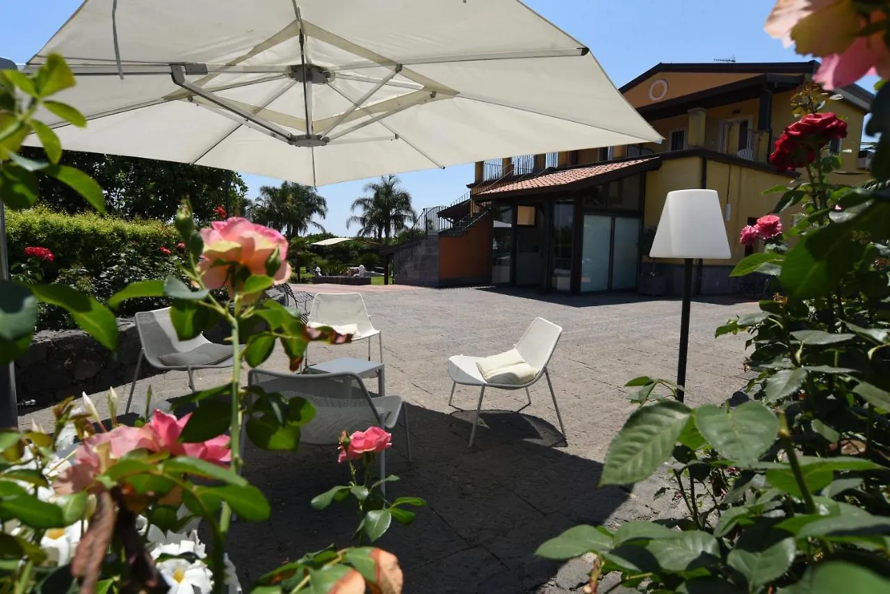 فوميفريدو دي سيشيليا Feudogrande Bio Relais Hotel