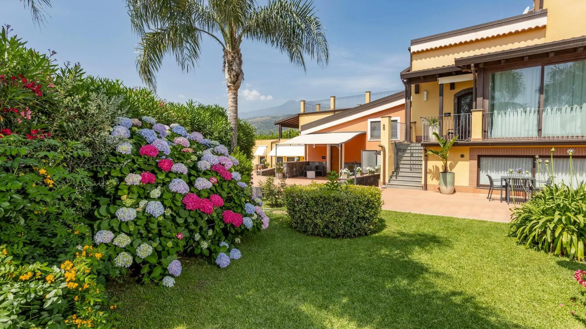 Feudogrande Bio Relais Hotel Fiumefreddo di Sicilia Bed & Breakfast