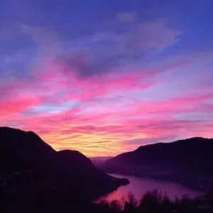 Le Magnolie 2*, Faggeto Lario Italien