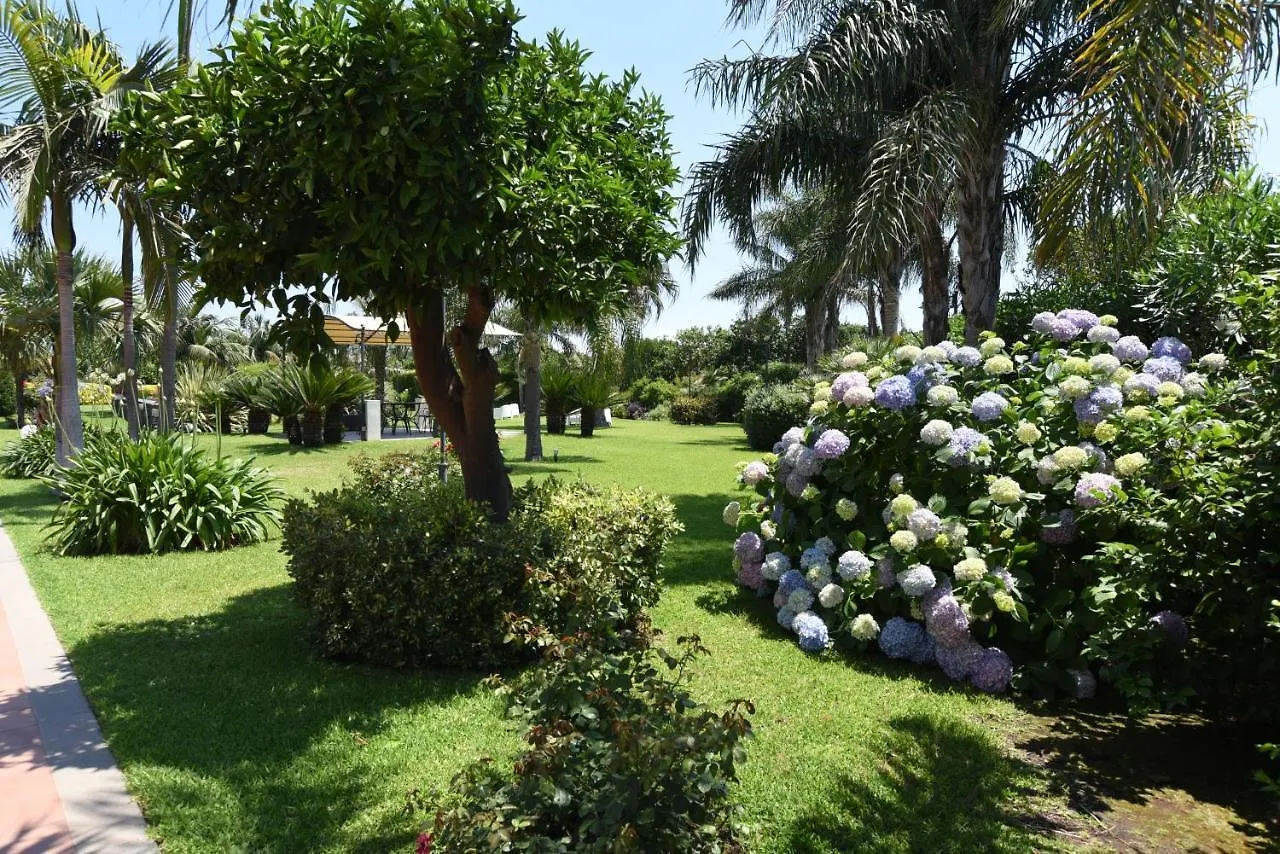 Feudogrande Bio Relais Hotel Fiumefreddo di Sicilia 3*,