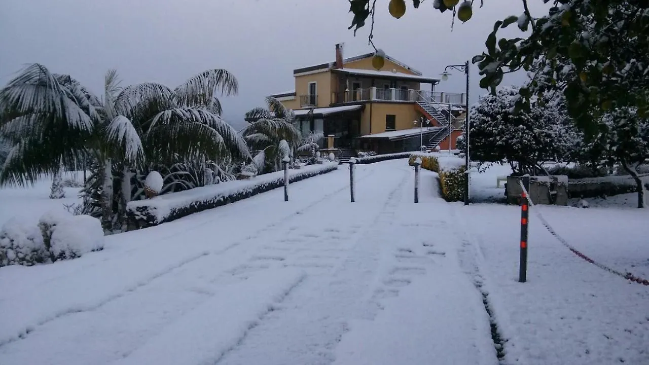 Bed & Breakfast Feudogrande Bio Relais Hotel Fiumefreddo di Sicilia