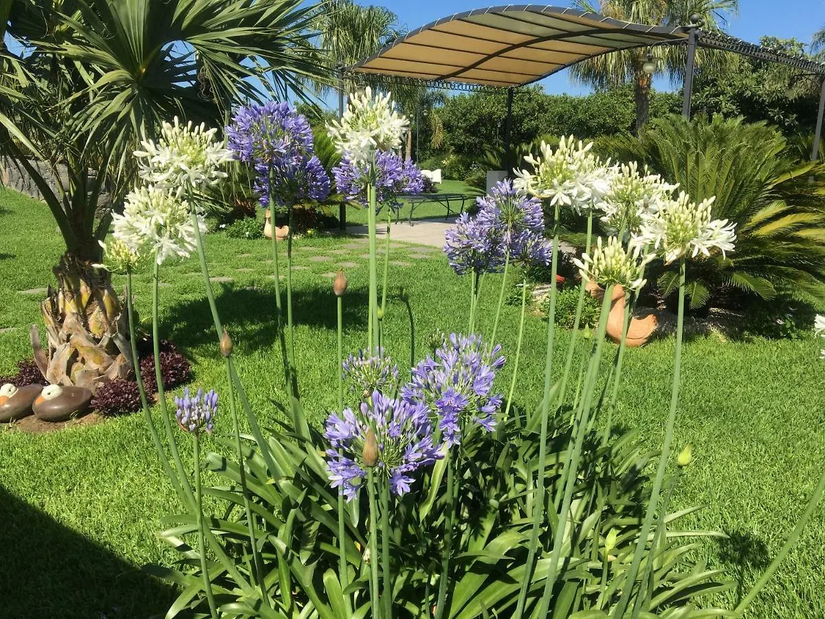 Feudogrande Bio Relais Hotel Fiumefreddo di Sicilia 3*,  Italy